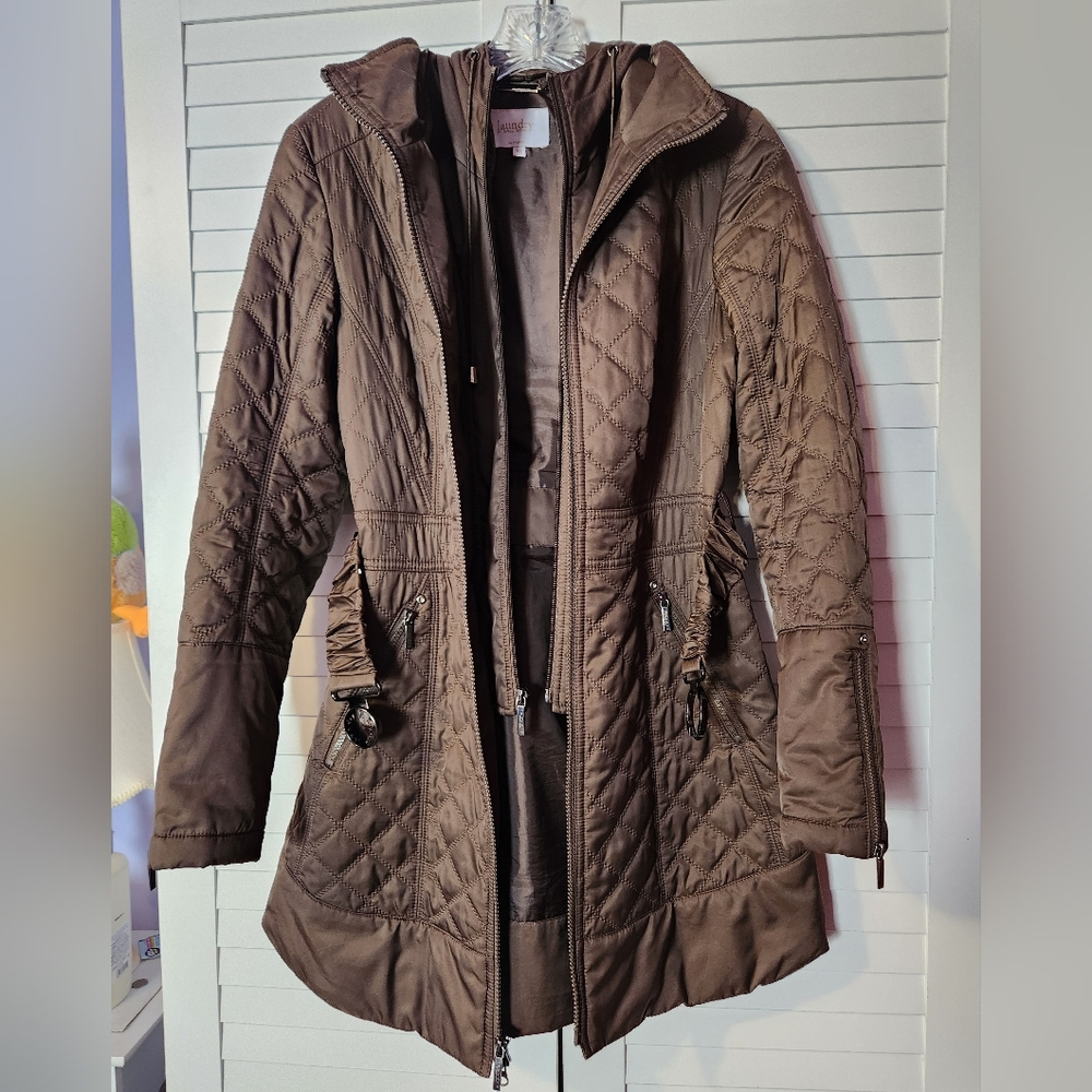 Laundry Belted Puffer - Picture 5 of 10